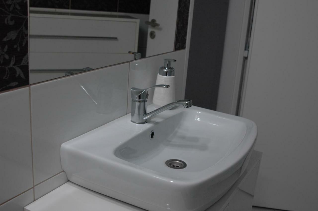 Apartmány Krisztina Dunajská Streda Exterior foto